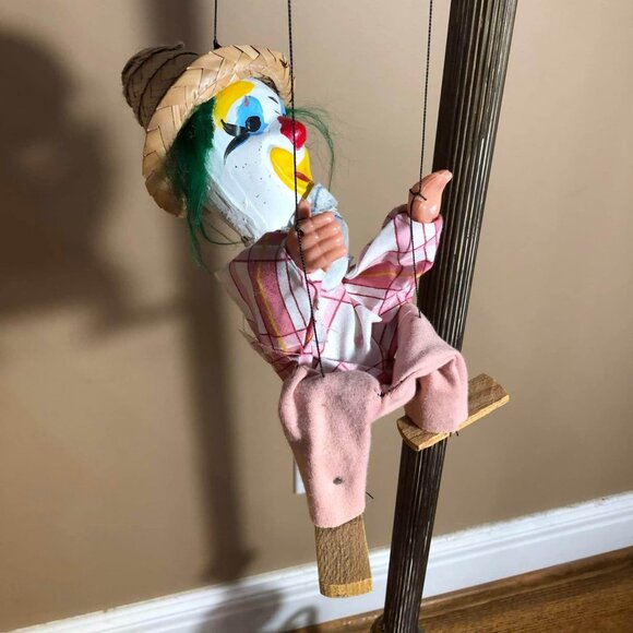 Vintage Mexican Clown marionette - Picture 2 of 8